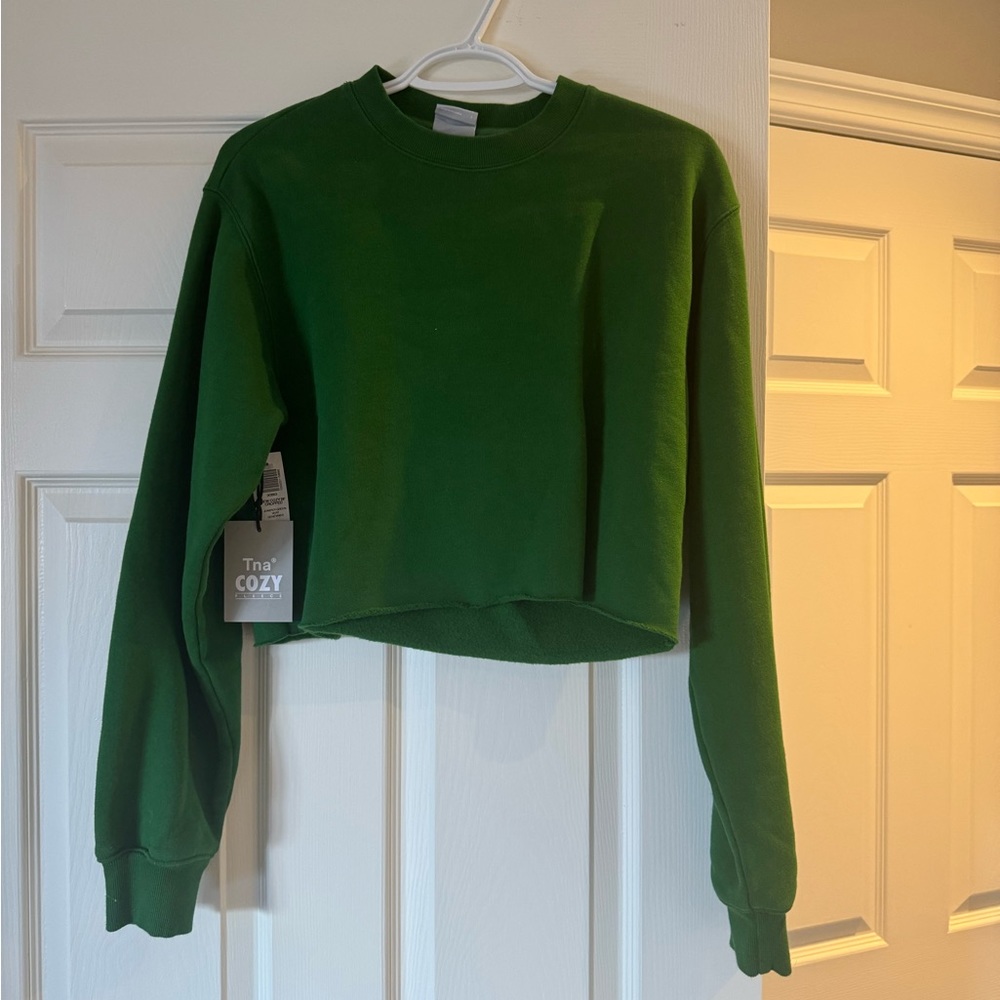 Aritzia new cozy bf cropped- brand new with tag on - Picture 5 of 5
